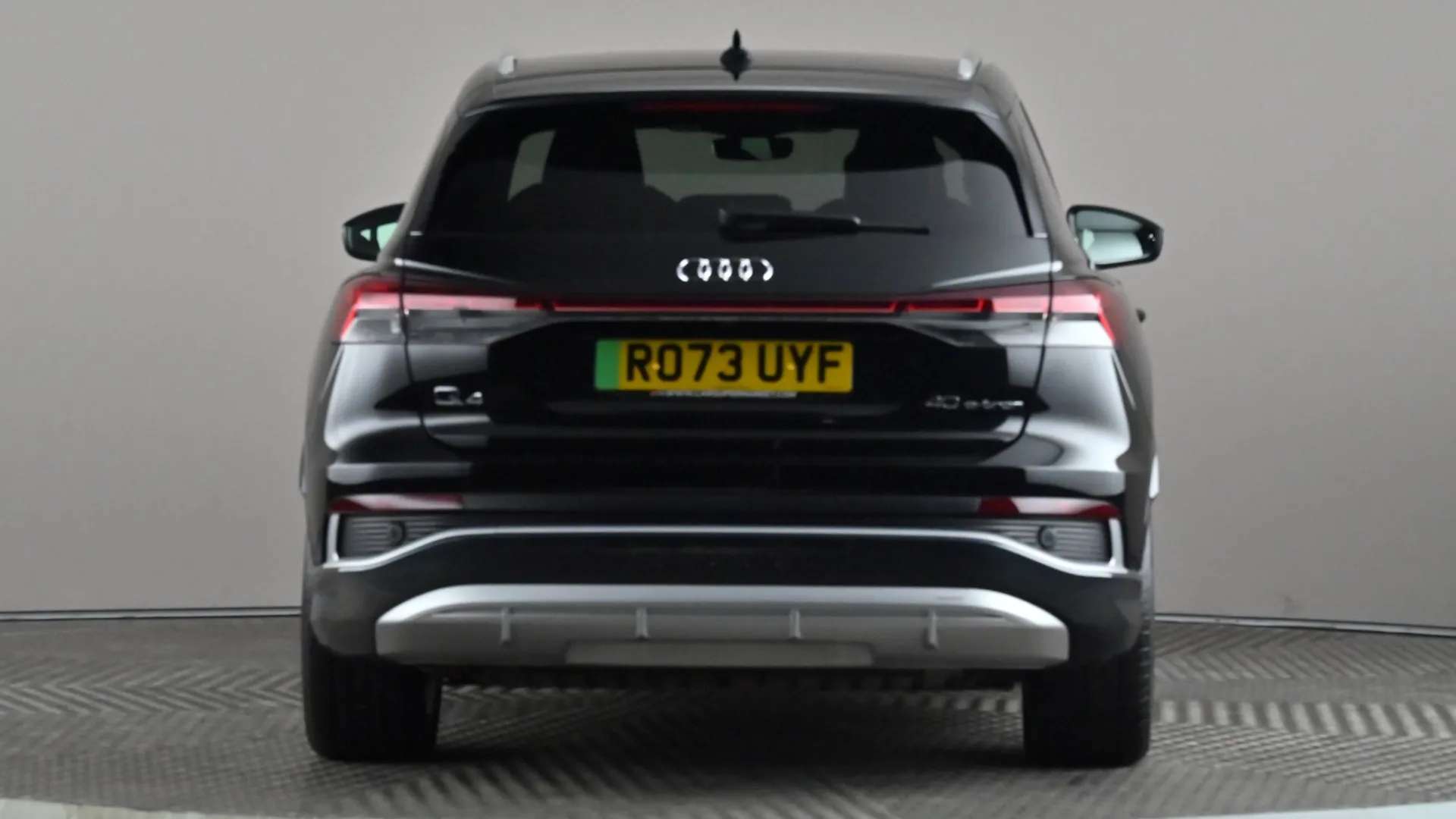 2023 AUDI Q4 2023 AUDI Q4