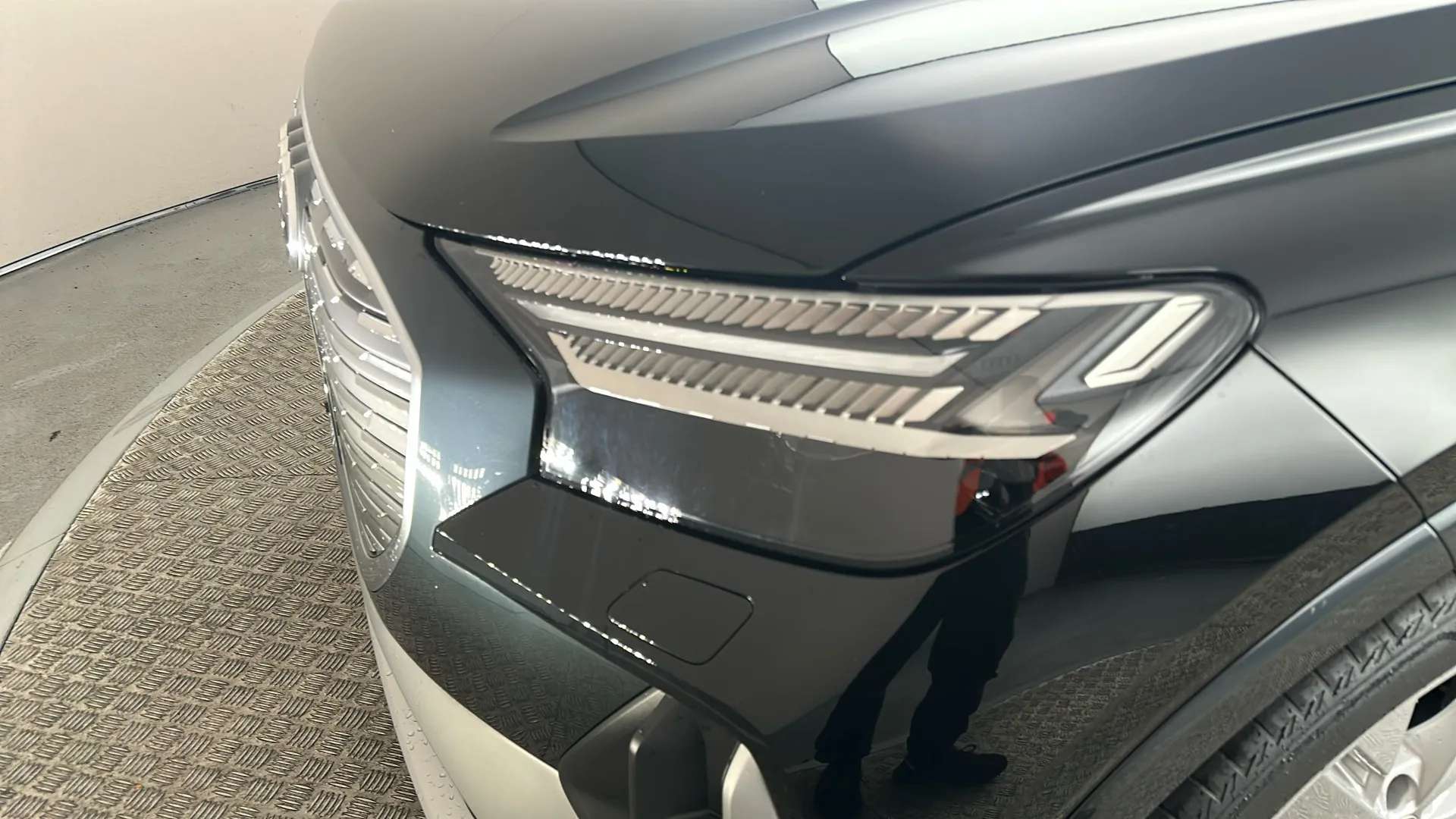 2023 AUDI Q4 2023 AUDI Q4