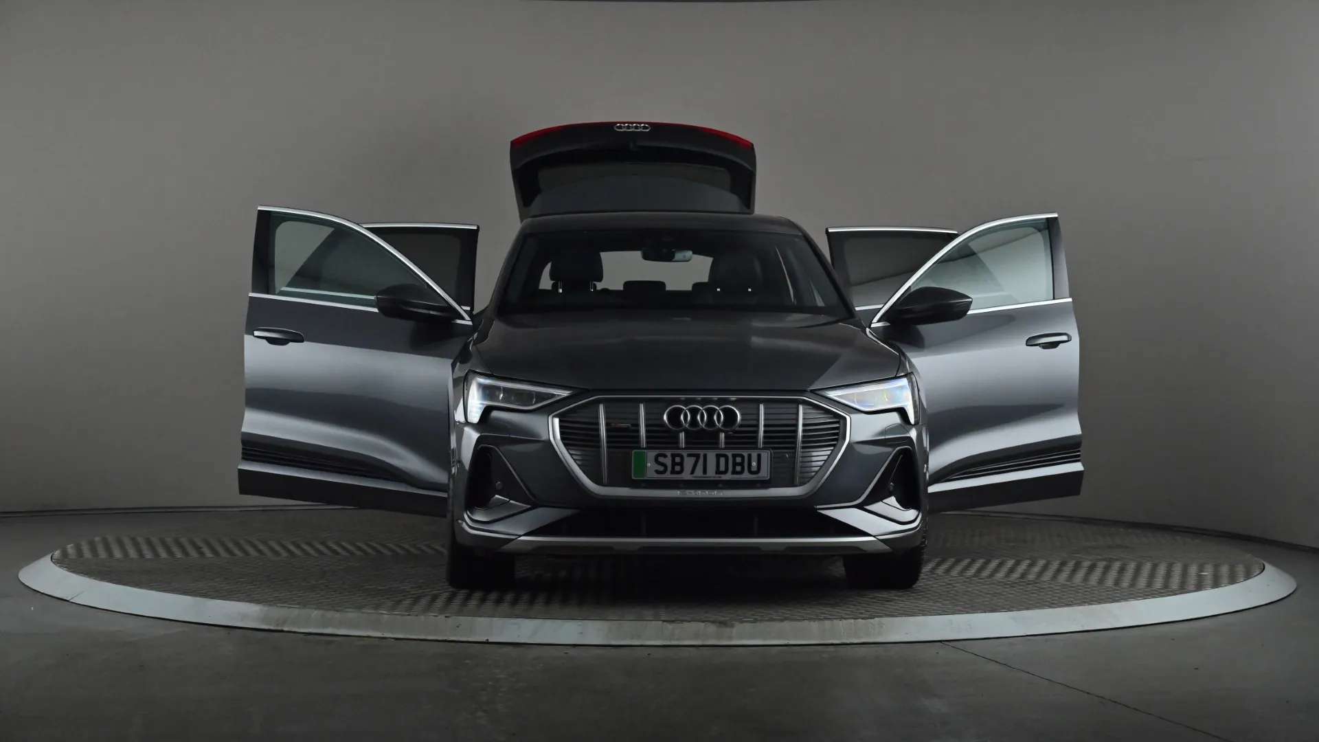 2022 AUDI E-TRON 2022 AUDI E-TRON