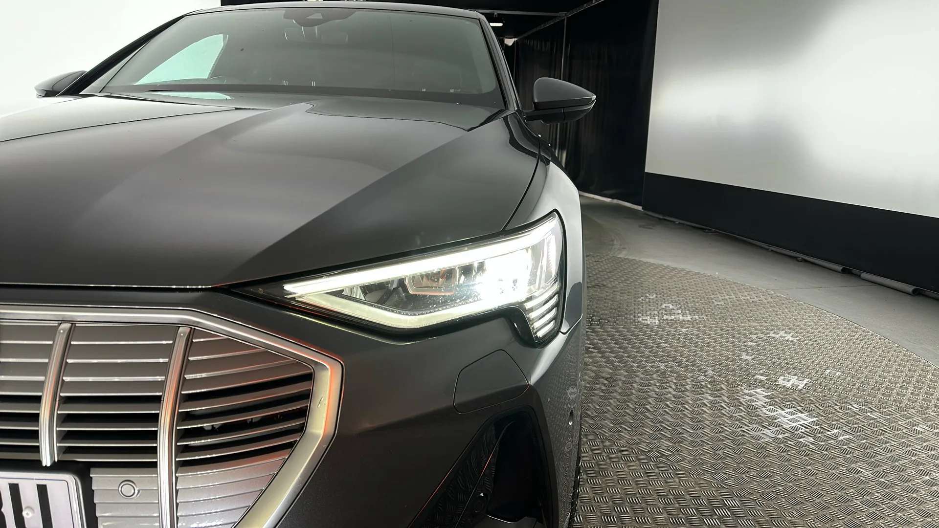 2022 AUDI E-TRON 2022 AUDI E-TRON