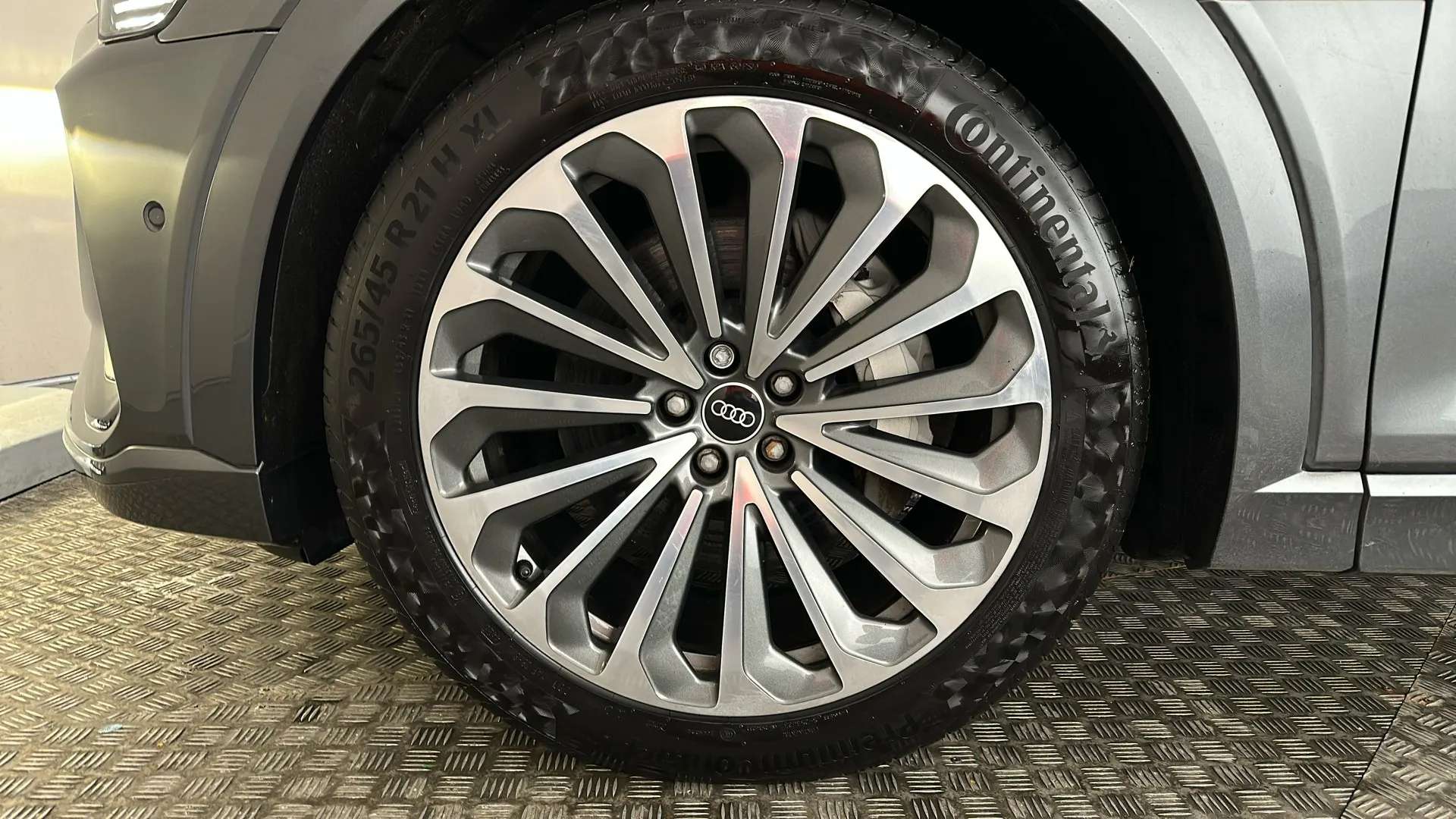 2022 AUDI E-TRON 2022 AUDI E-TRON