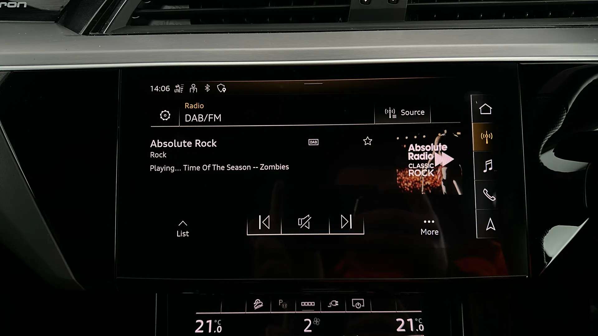 2022 AUDI E-TRON 2022 AUDI E-TRON