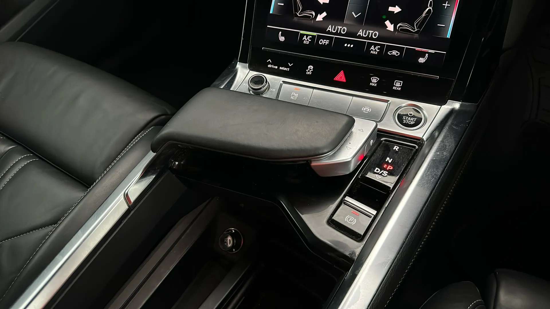 2022 AUDI E-TRON 2022 AUDI E-TRON