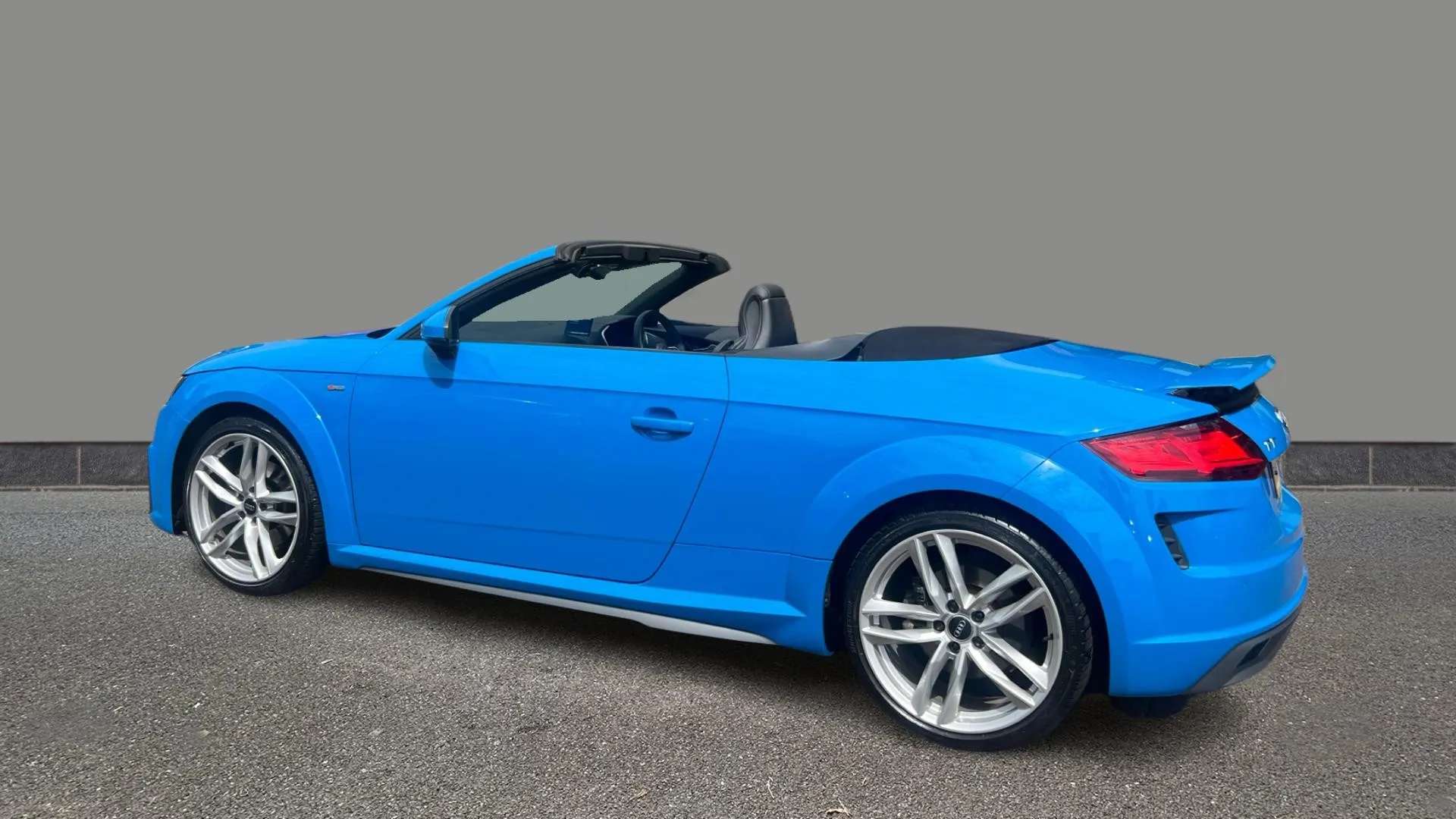 A 2019 AUDI TT 40 TFSI S Line S Tronic A 2019 AUDI TT 40 TFSI S Line S Tronic