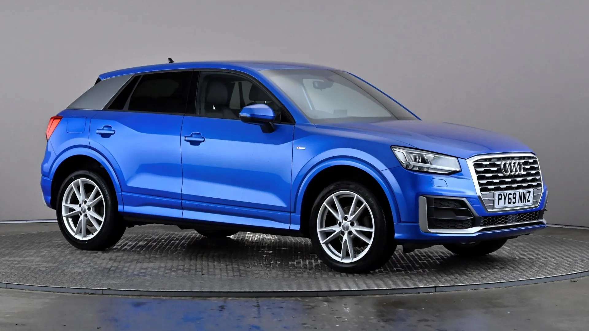 A 2020 AUDI Q2 35 TFSI S Line S Tronic A 2020 AUDI Q2 35 TFSI S Line S Tronic