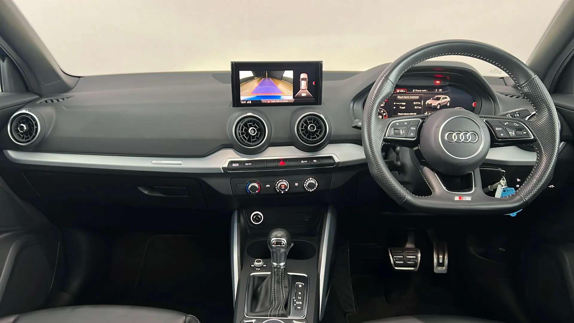 2020 AUDI Q2 2020 AUDI Q2