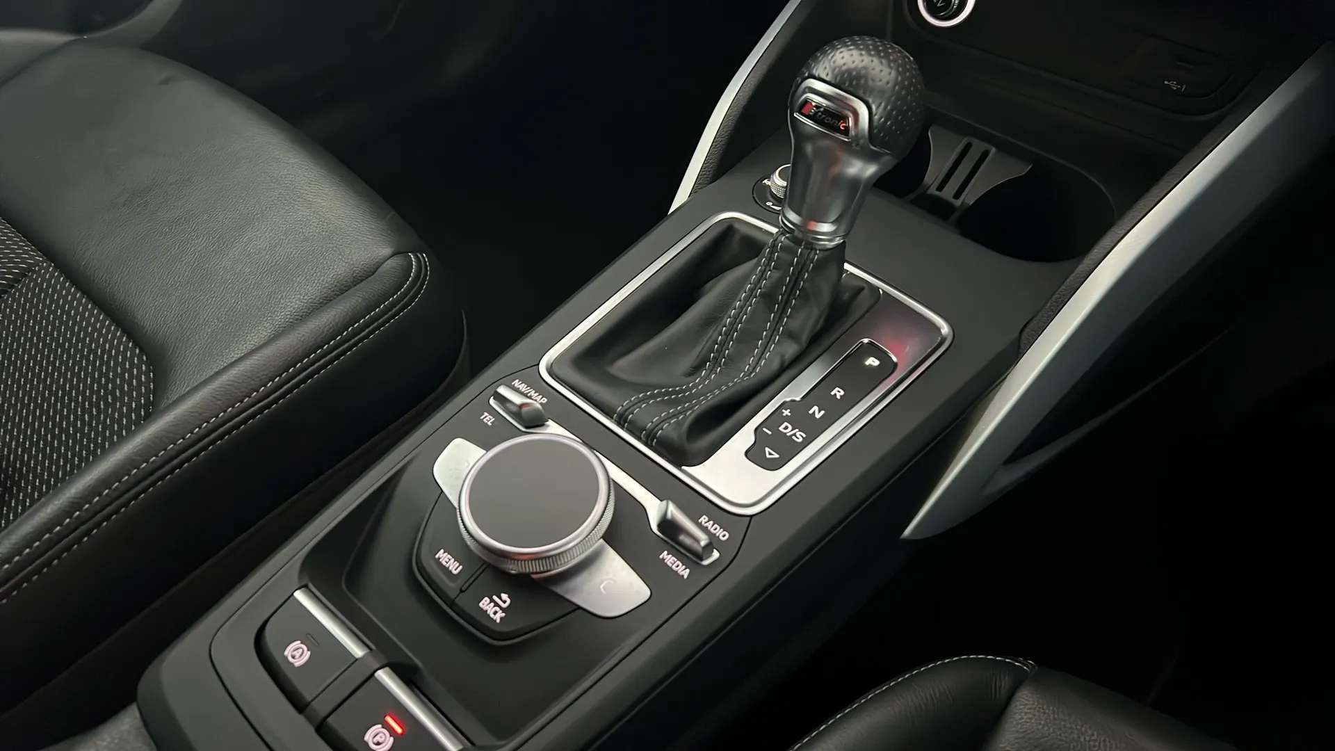 2020 AUDI Q2 2020 AUDI Q2