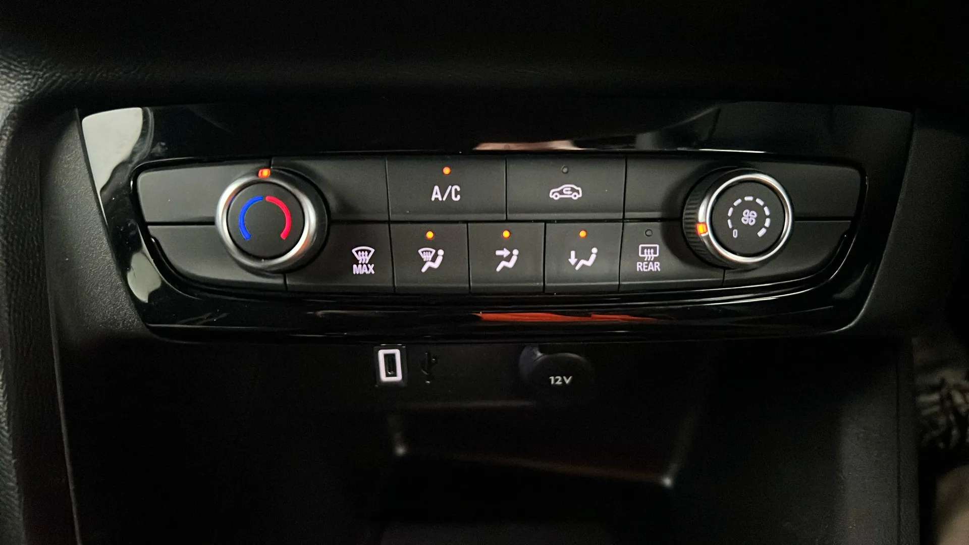 2025 VAUXHALL CORSA 2025 VAUXHALL CORSA