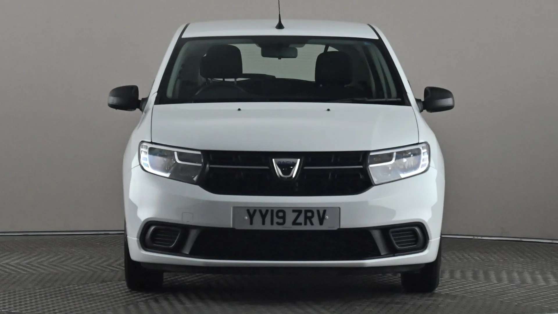 A 2019 DACIA SANDERO 1.0 SCe Essential A 2019 DACIA SANDERO 1.0 SCe Essential