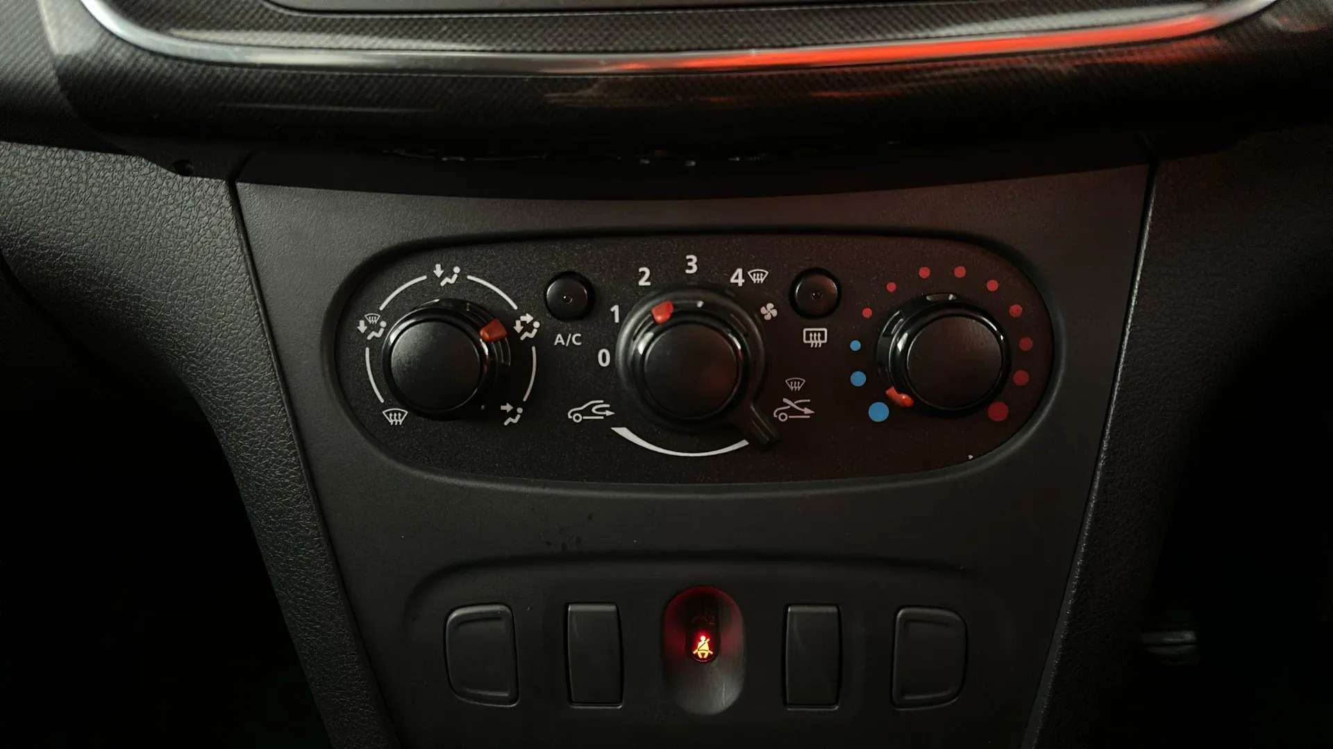 2019 DACIA SANDERO 2019 DACIA SANDERO