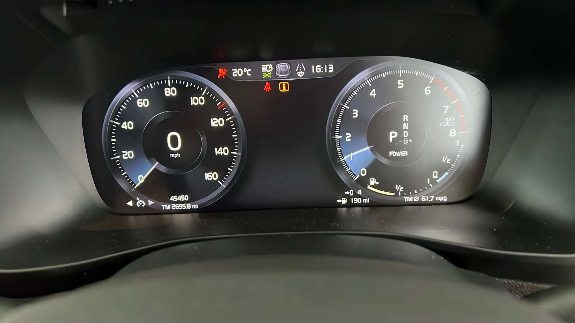 2021 VOLVO XC40 2021 VOLVO XC40