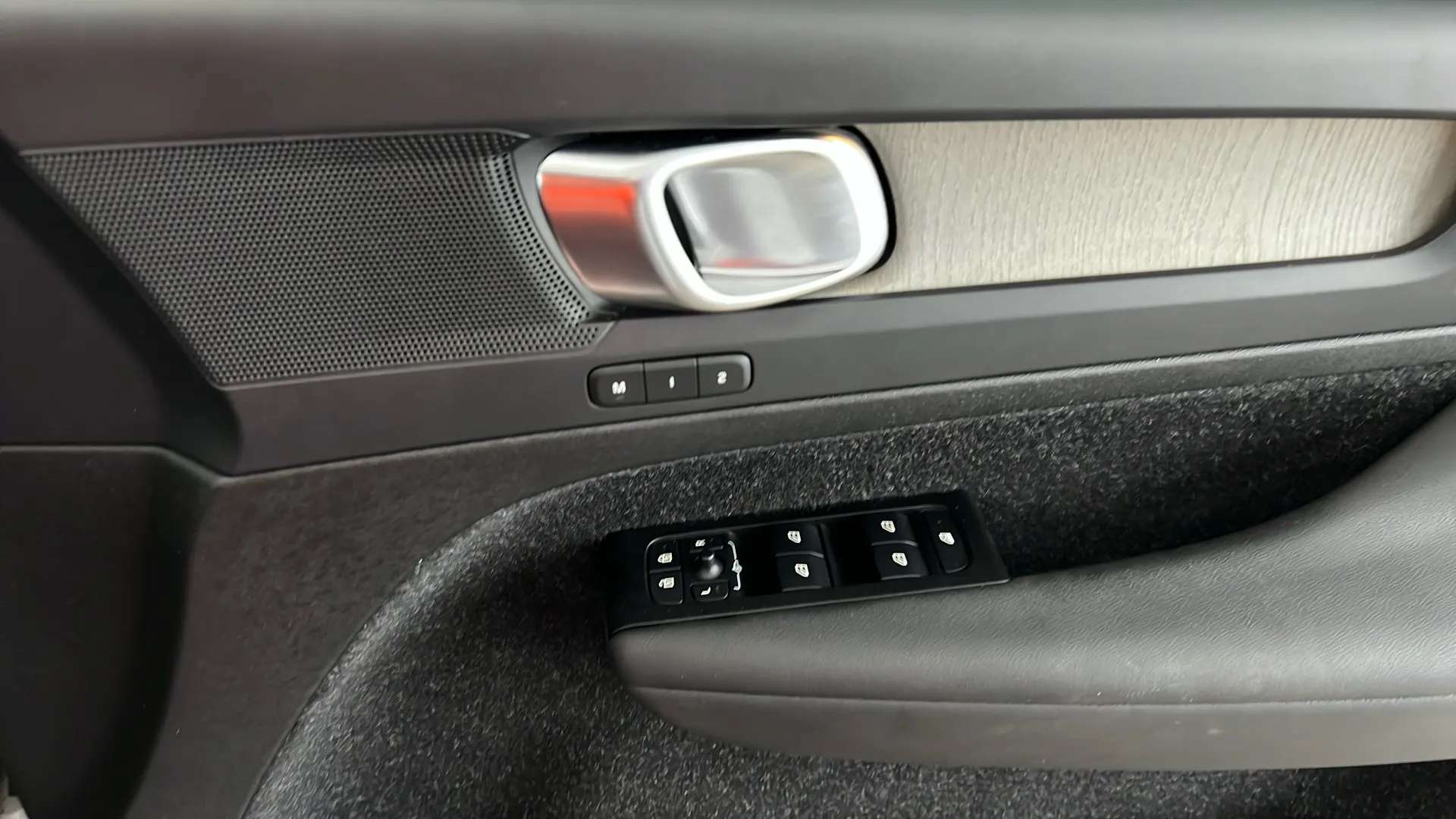2021 VOLVO XC40 2021 VOLVO XC40