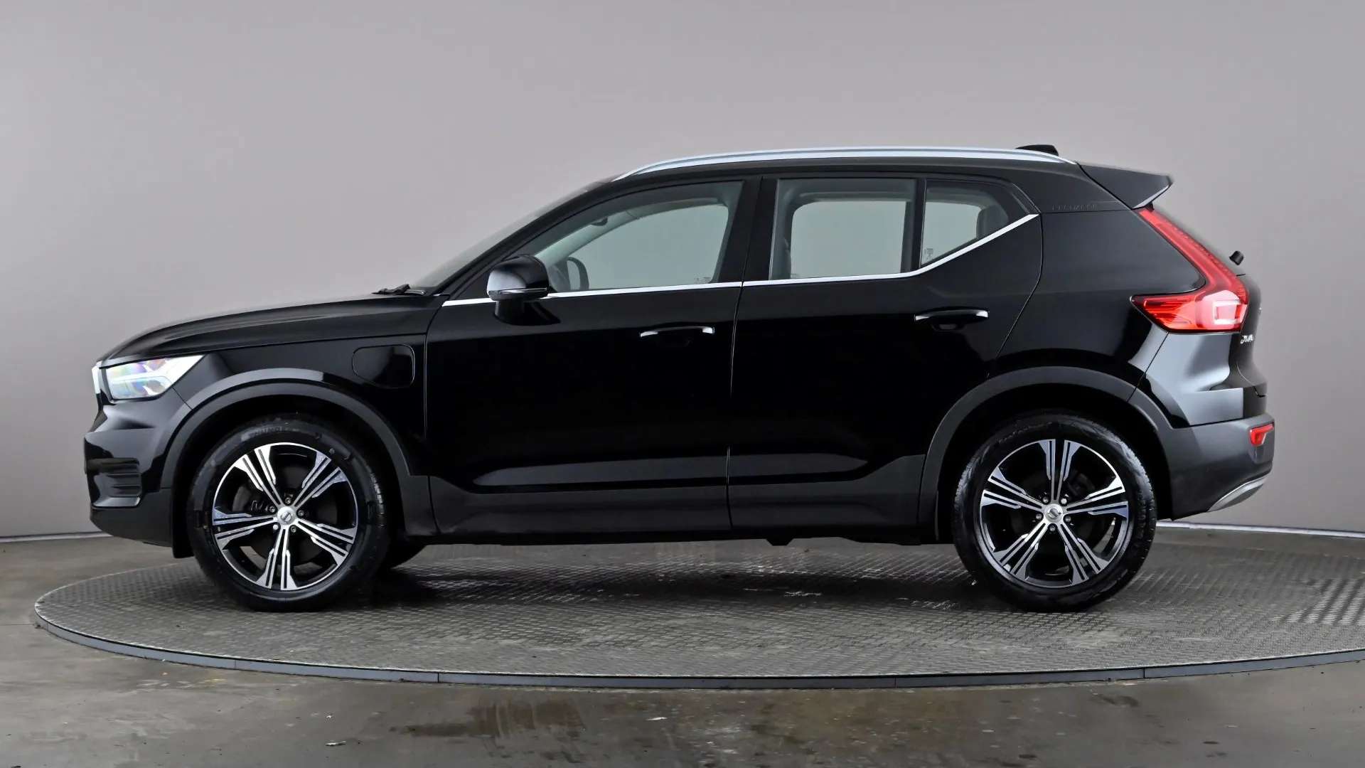 A 2021 VOLVO XC40 1.5 T4 Recharge PHEV Inscription Auto A 2021 VOLVO XC40 1.5 T4 Recharge PHEV Inscription Auto