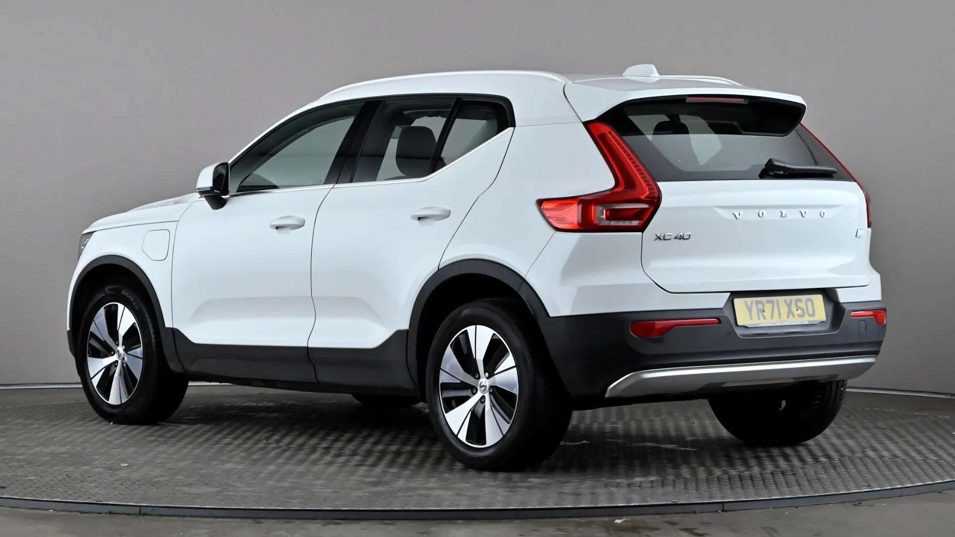 A 2021 VOLVO XC40 1.5 T4 Recharge PHEV Inscription Auto A 2021 VOLVO XC40 1.5 T4 Recharge PHEV Inscription Auto