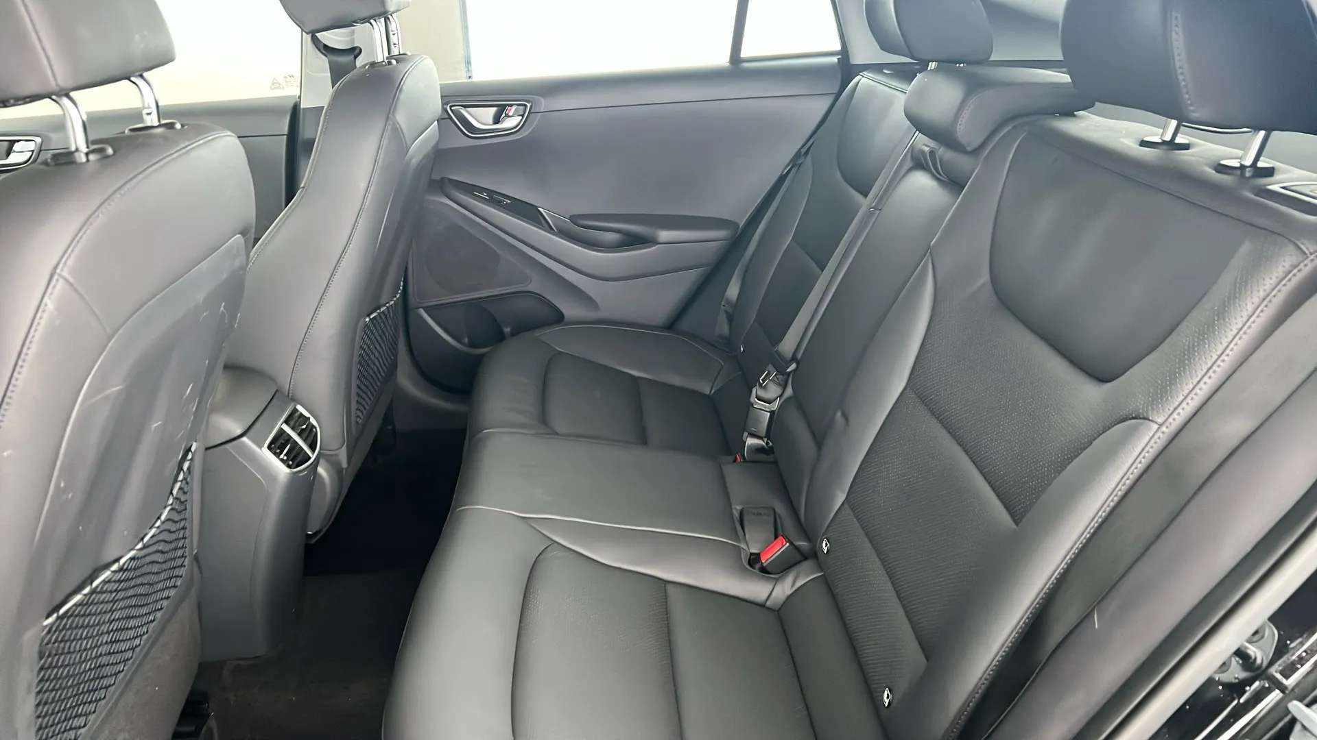 2021 HYUNDAI IONIQ 2021 HYUNDAI IONIQ