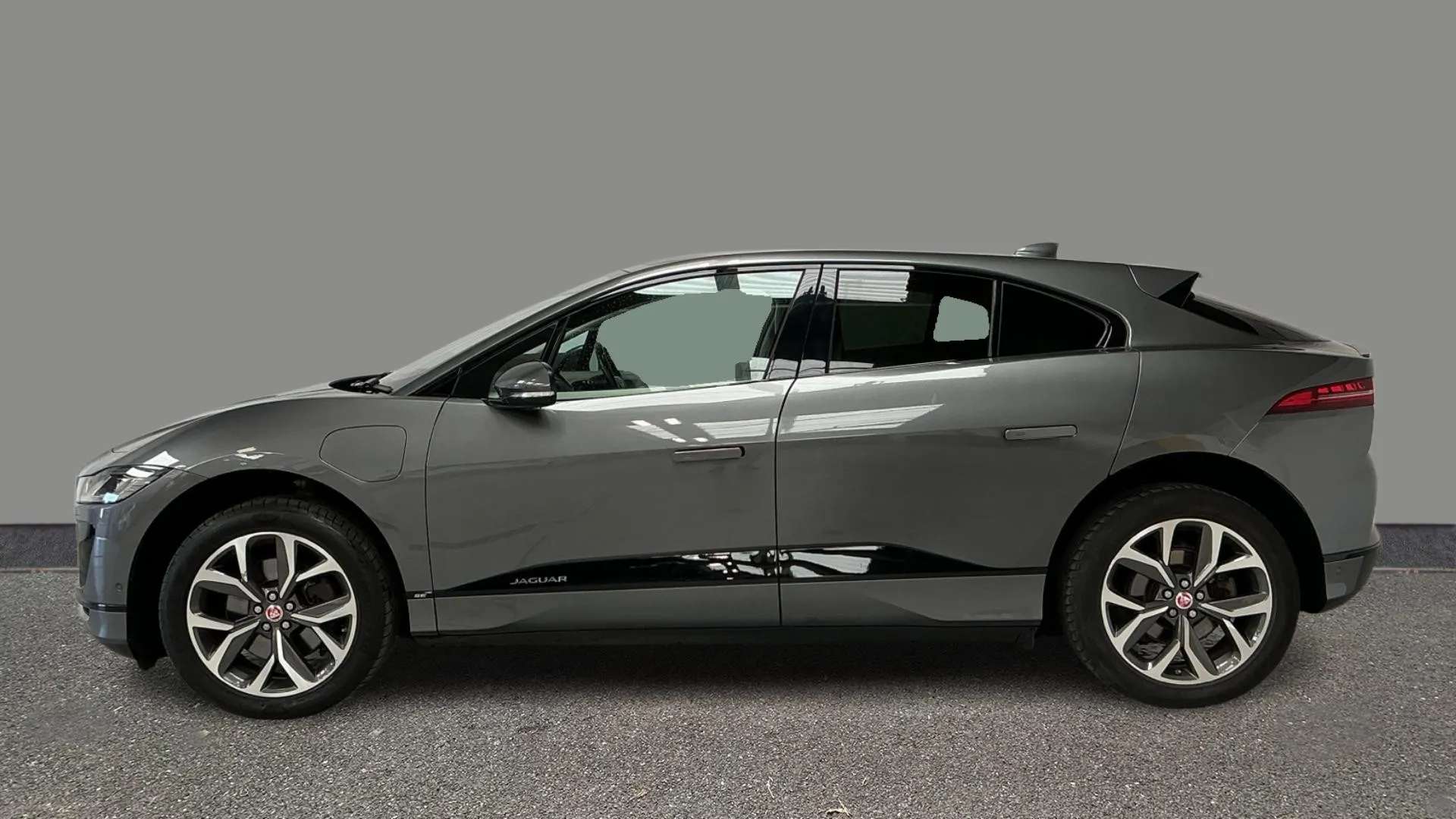 A 2019 JAGUAR I-PACE 294kW EV400 SE 90kWh Auto A 2019 JAGUAR I-PACE 294kW EV400 SE 90kWh Auto