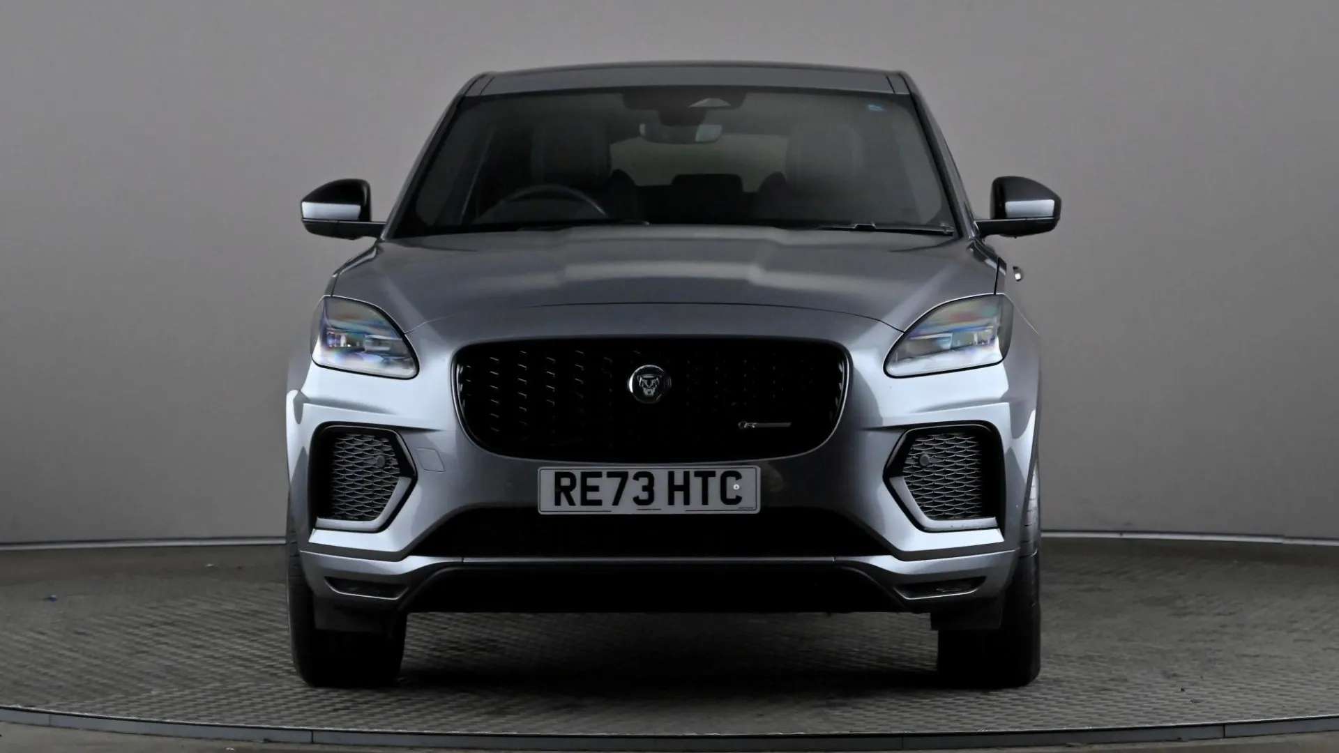 A 2023 JAGUAR E-PACE 1.5 P300e R-Dynamic SE Black Auto A 2023 JAGUAR E-PACE 1.5 P300e R-Dynamic SE Black Auto