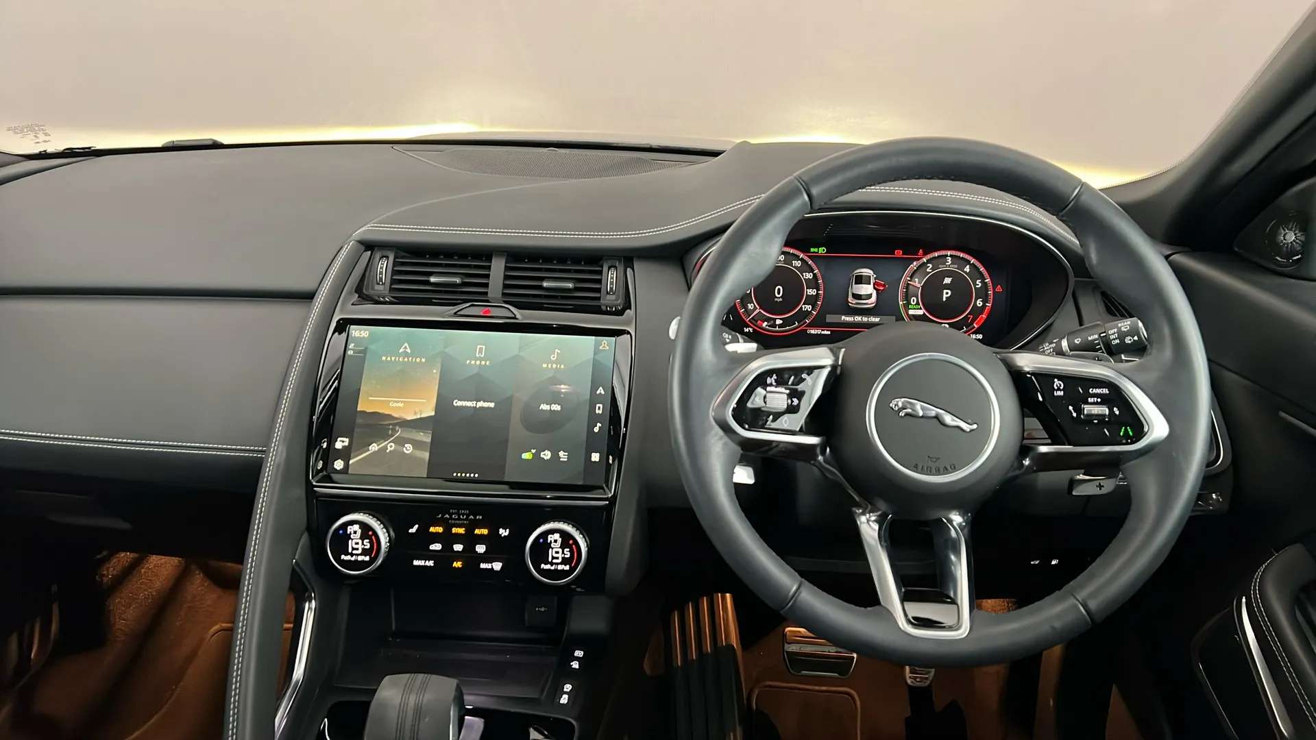 2023 JAGUAR E-PACE 2023 JAGUAR E-PACE