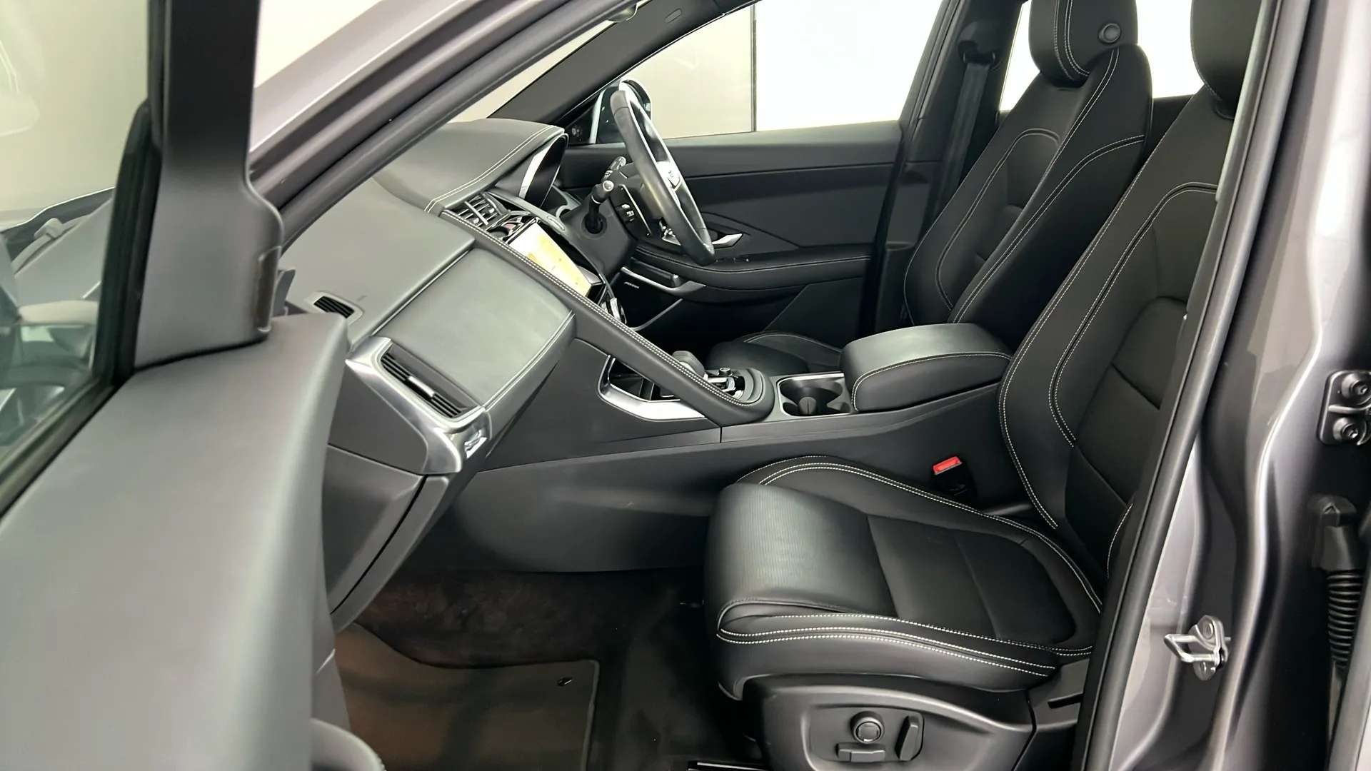 2023 JAGUAR E-PACE 2023 JAGUAR E-PACE