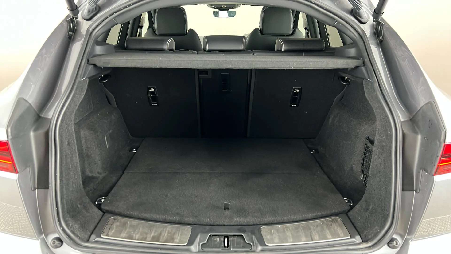 2023 JAGUAR E-PACE 2023 JAGUAR E-PACE