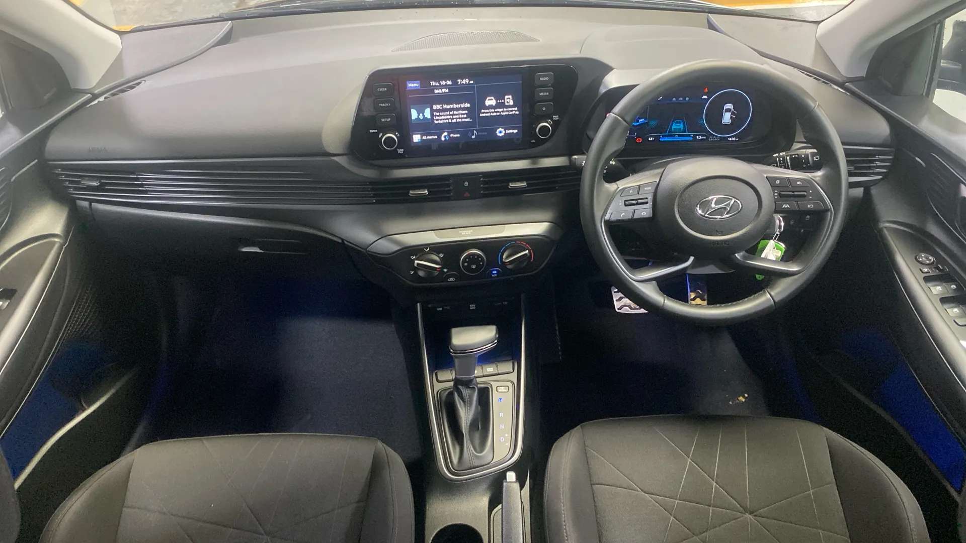 A 2024 HYUNDAI BAYON 1.0 TGDi 48V MHEV SE Connect DCT A 2024 HYUNDAI BAYON 1.0 TGDi 48V MHEV SE Connect DCT