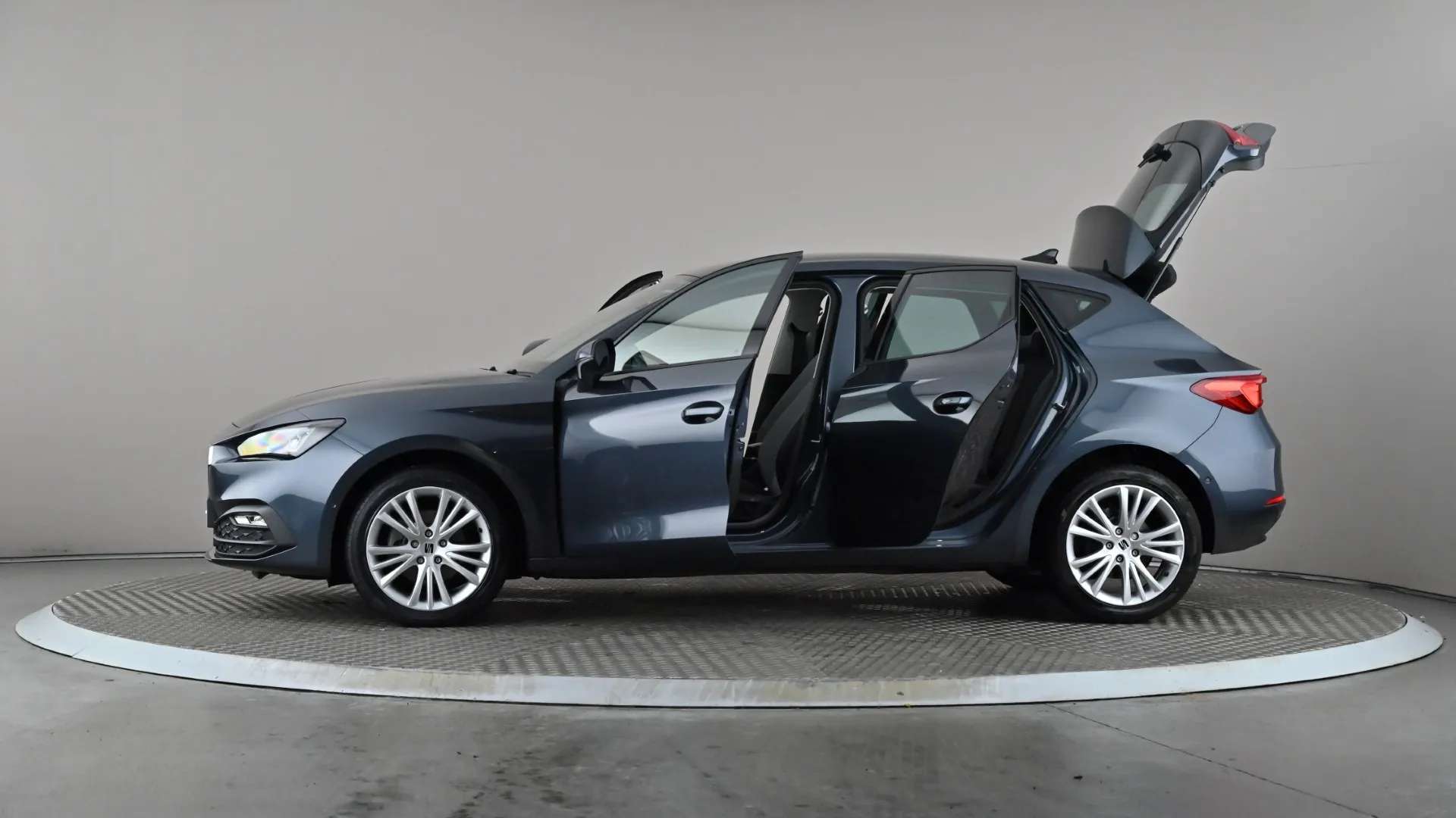 2024 SEAT LEON 2024 SEAT LEON