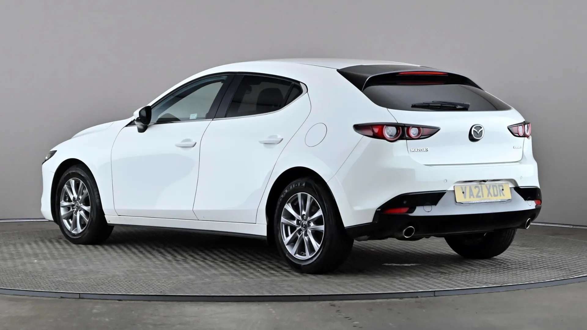 A 2021 MAZDA MAZDA3 2.0 Skyactiv G MHEV SE-L Lux Auto A 2021 MAZDA MAZDA3 2.0 Skyactiv G MHEV SE-L Lux Auto