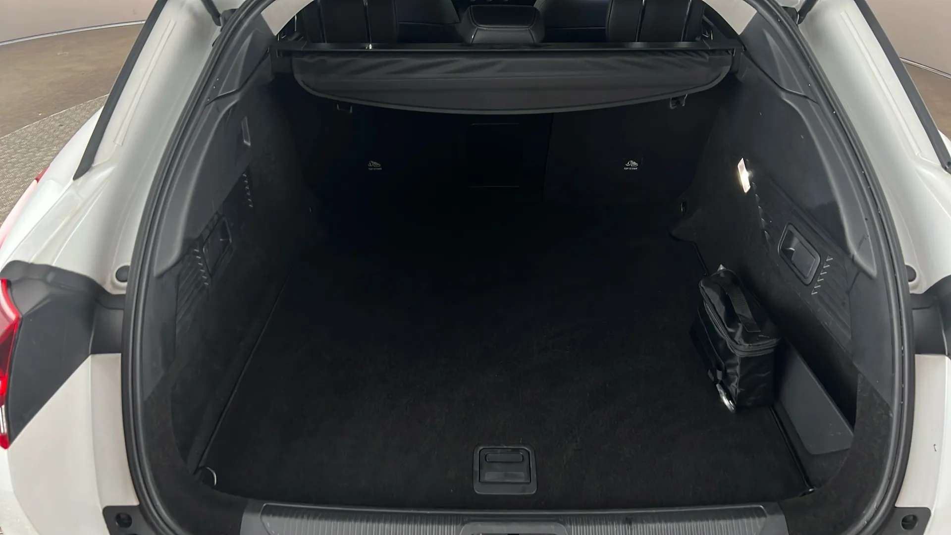 2023 CITROEN C5 X 2023 CITROEN C5 X