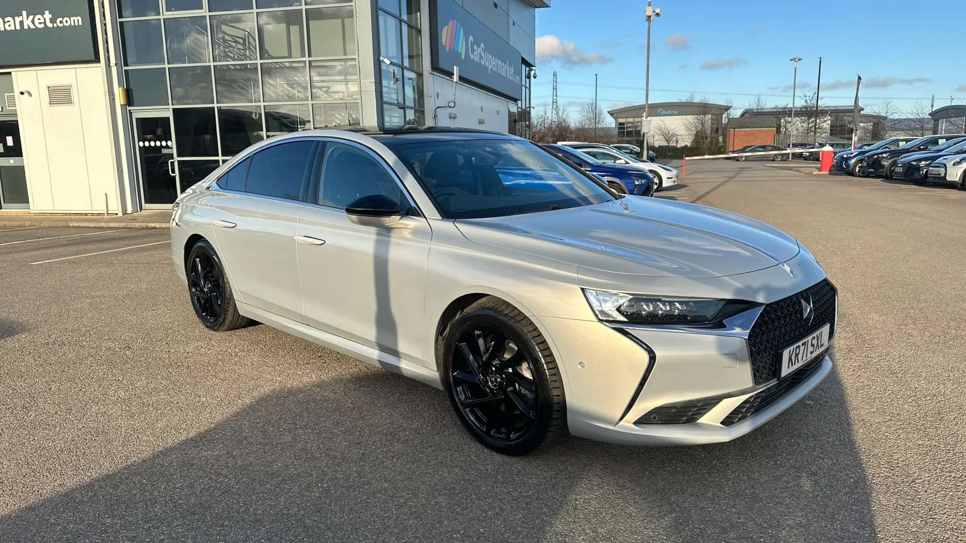 A 2021 DS DS 9 1.6 E-TENSE Rivoli + EAT8 A 2021 DS DS 9 1.6 E-TENSE Rivoli + EAT8