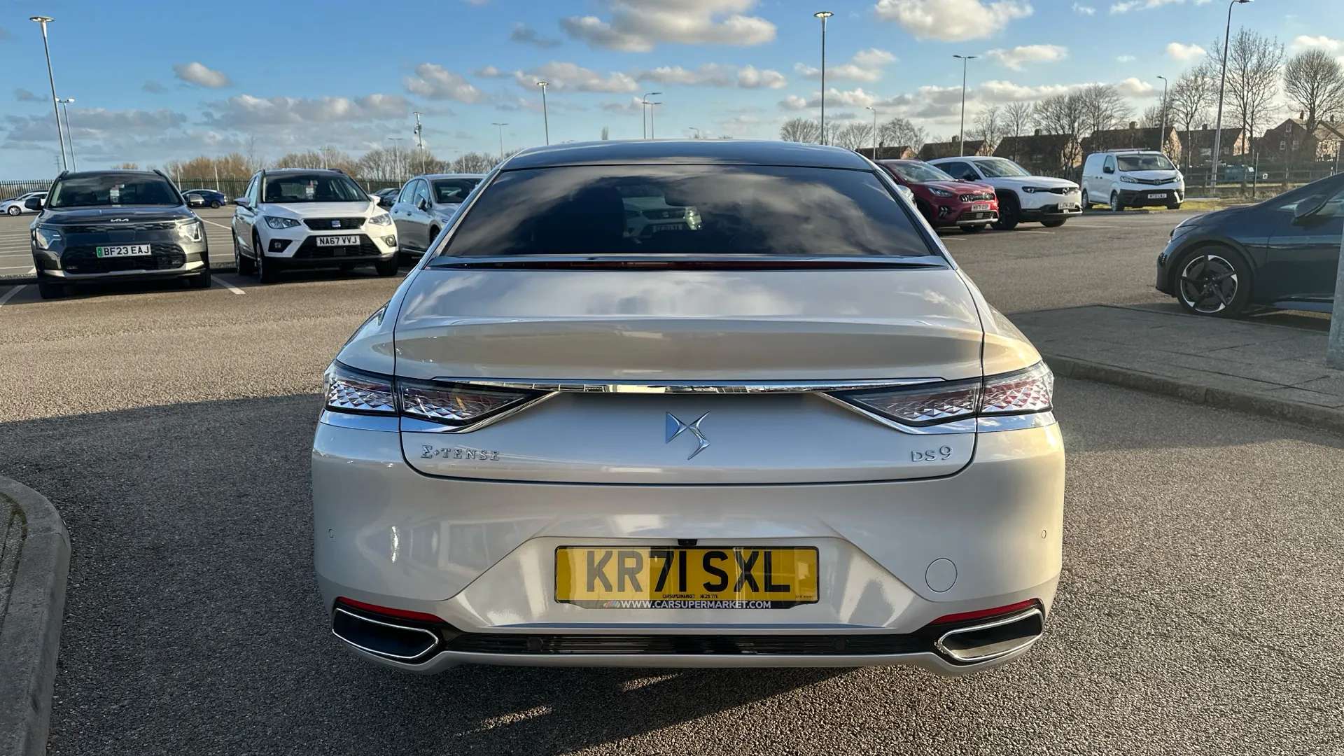 2021 DS DS 9 2021 DS DS 9