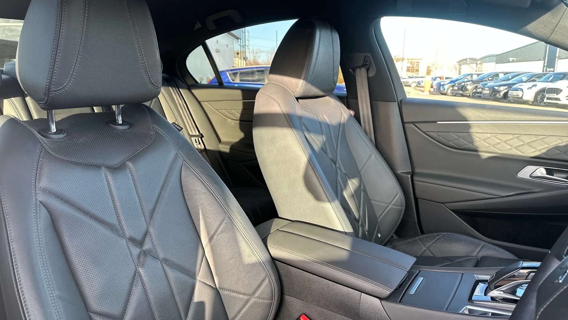 2021 DS DS 9 2021 DS DS 9