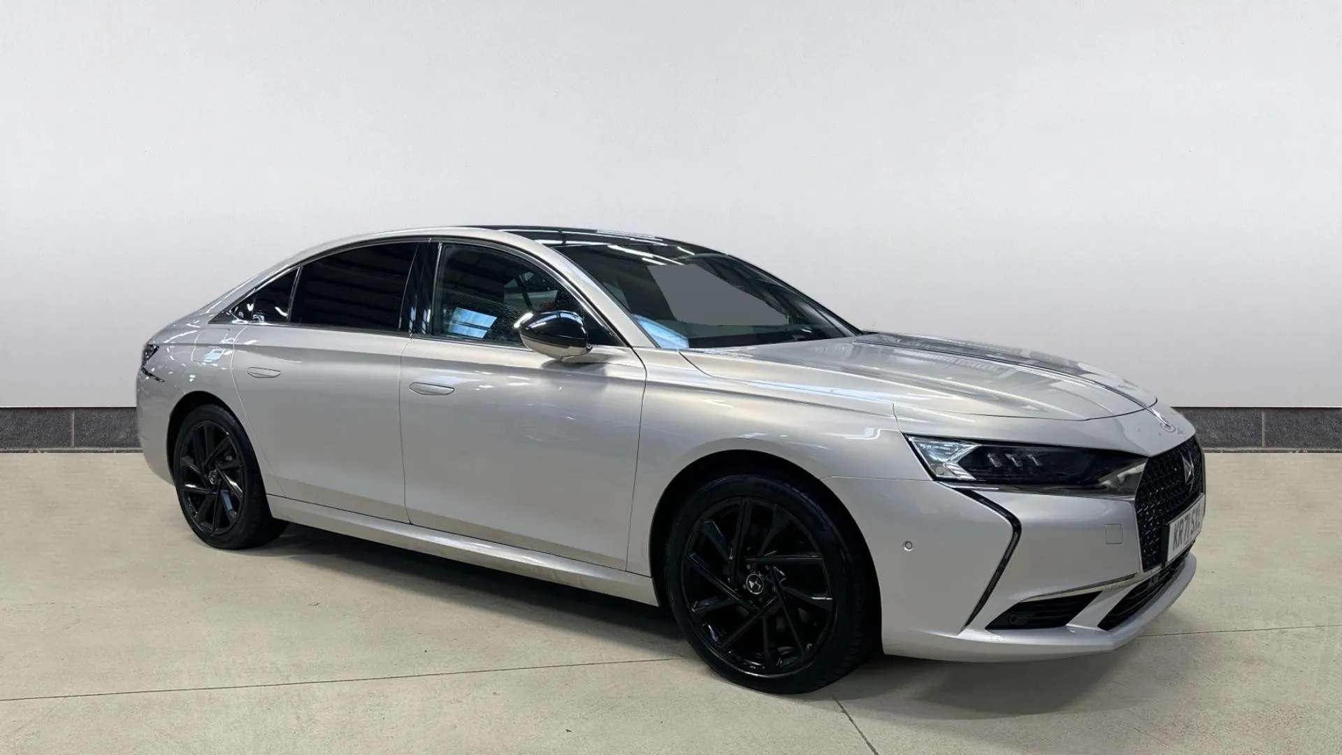 A 2021 DS DS 9 1.6 E-TENSE Rivoli + EAT8 A 2021 DS DS 9 1.6 E-TENSE Rivoli + EAT8