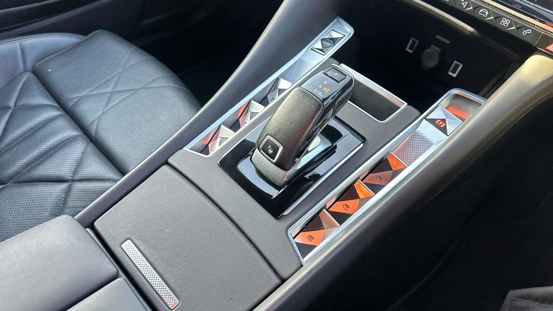 2021 DS DS 9 2021 DS DS 9