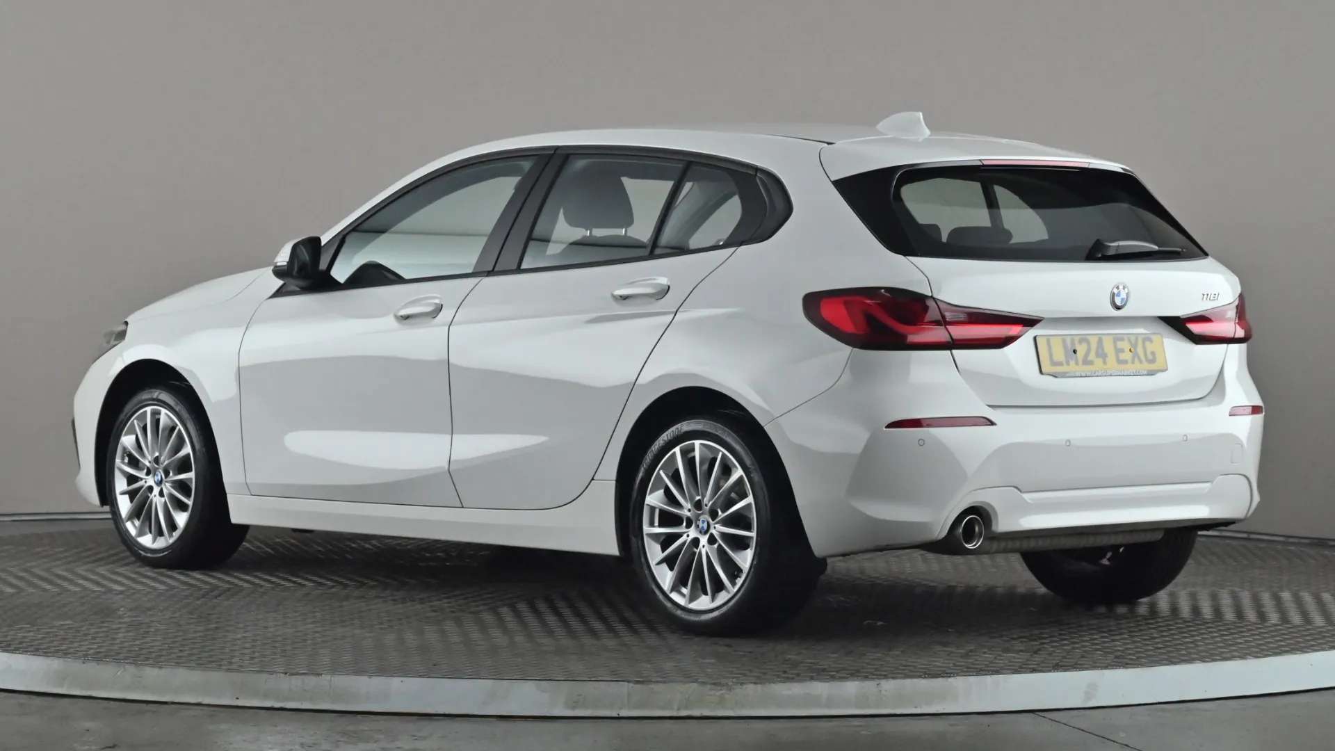 2024 BMW 1 SERIES 2024 BMW 1 SERIES