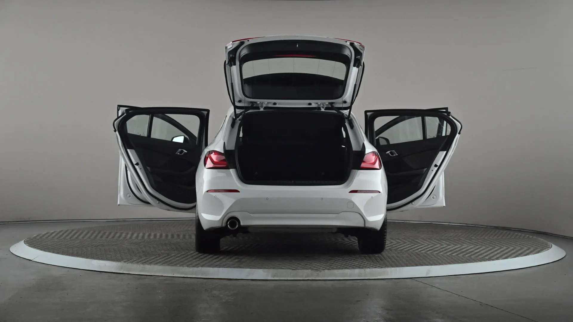 2024 BMW 1 SERIES 2024 BMW 1 SERIES