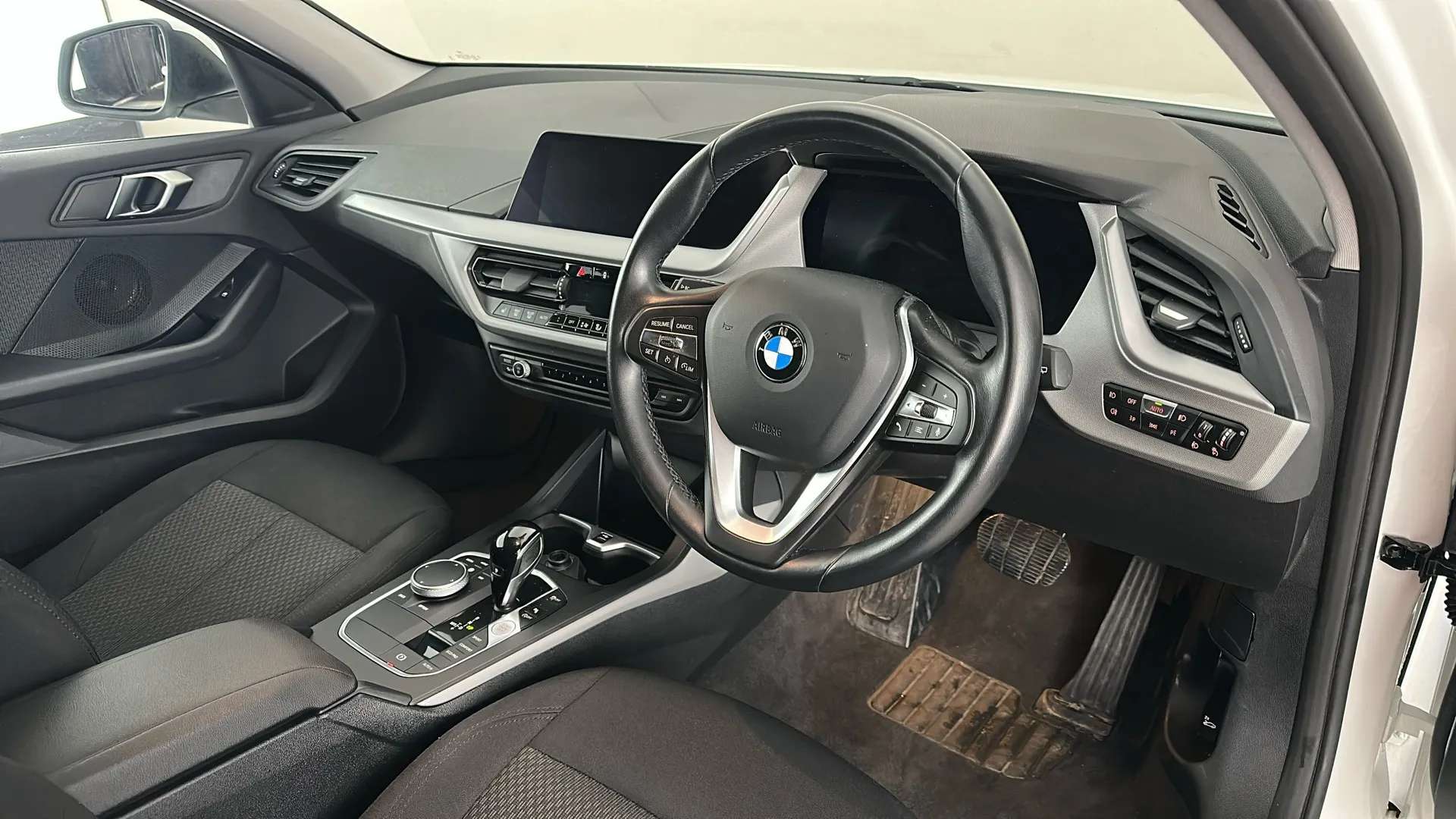 2024 BMW 1 SERIES 2024 BMW 1 SERIES