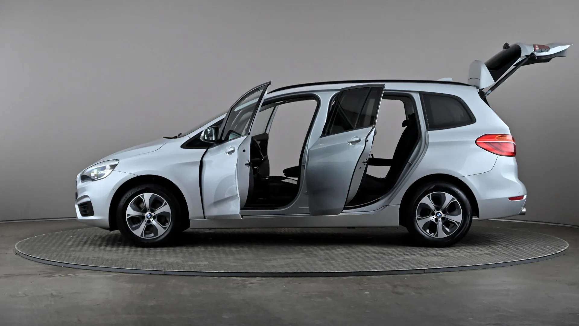 2017 BMW 2 SERIES GRAN TOURER 2017 BMW 2 SERIES GRAN TOURER