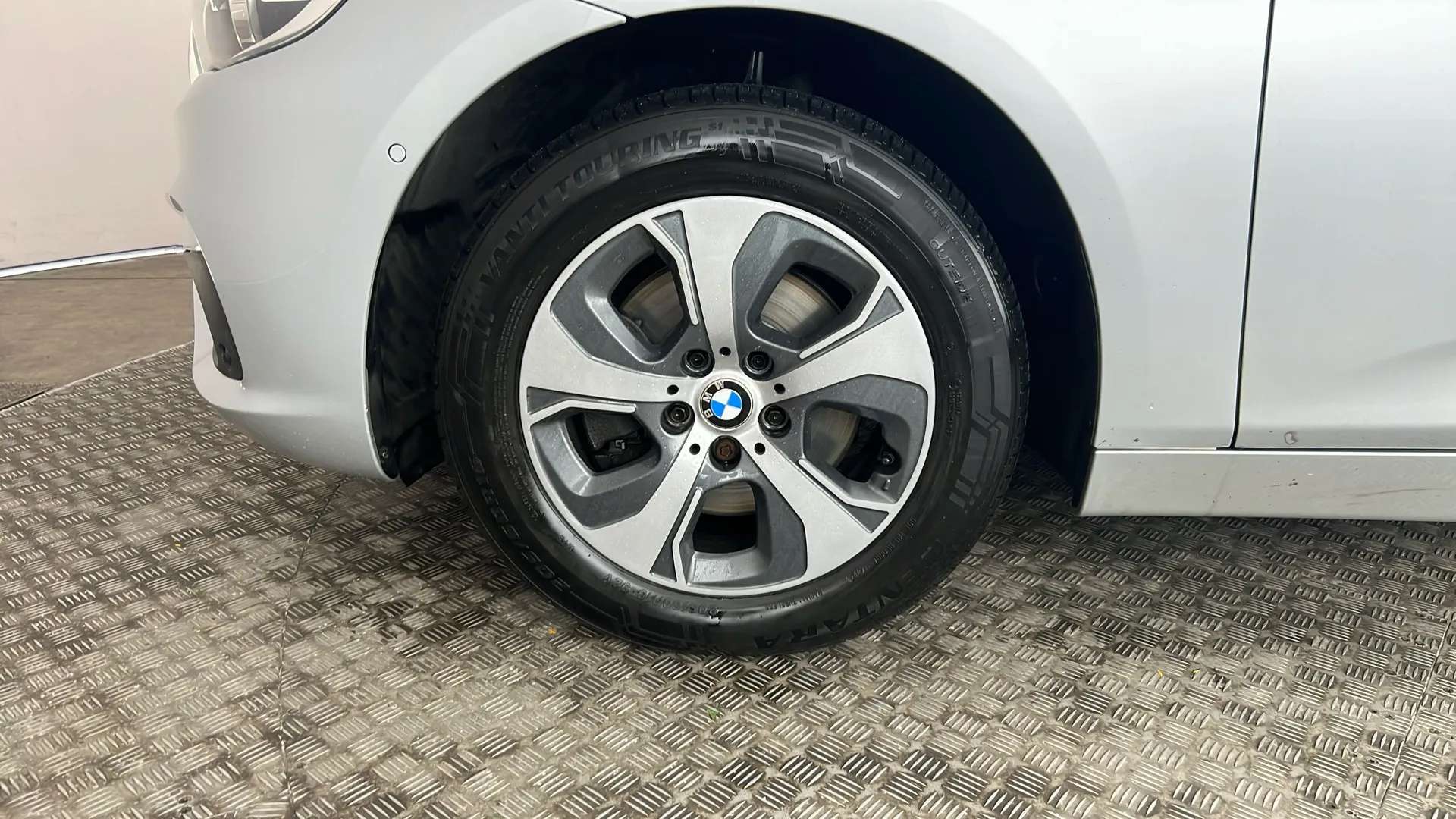 2017 BMW 2 SERIES GRAN TOURER 2017 BMW 2 SERIES GRAN TOURER