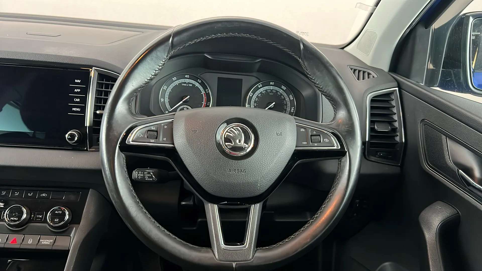 2020 SKODA KAROQ 2020 SKODA KAROQ