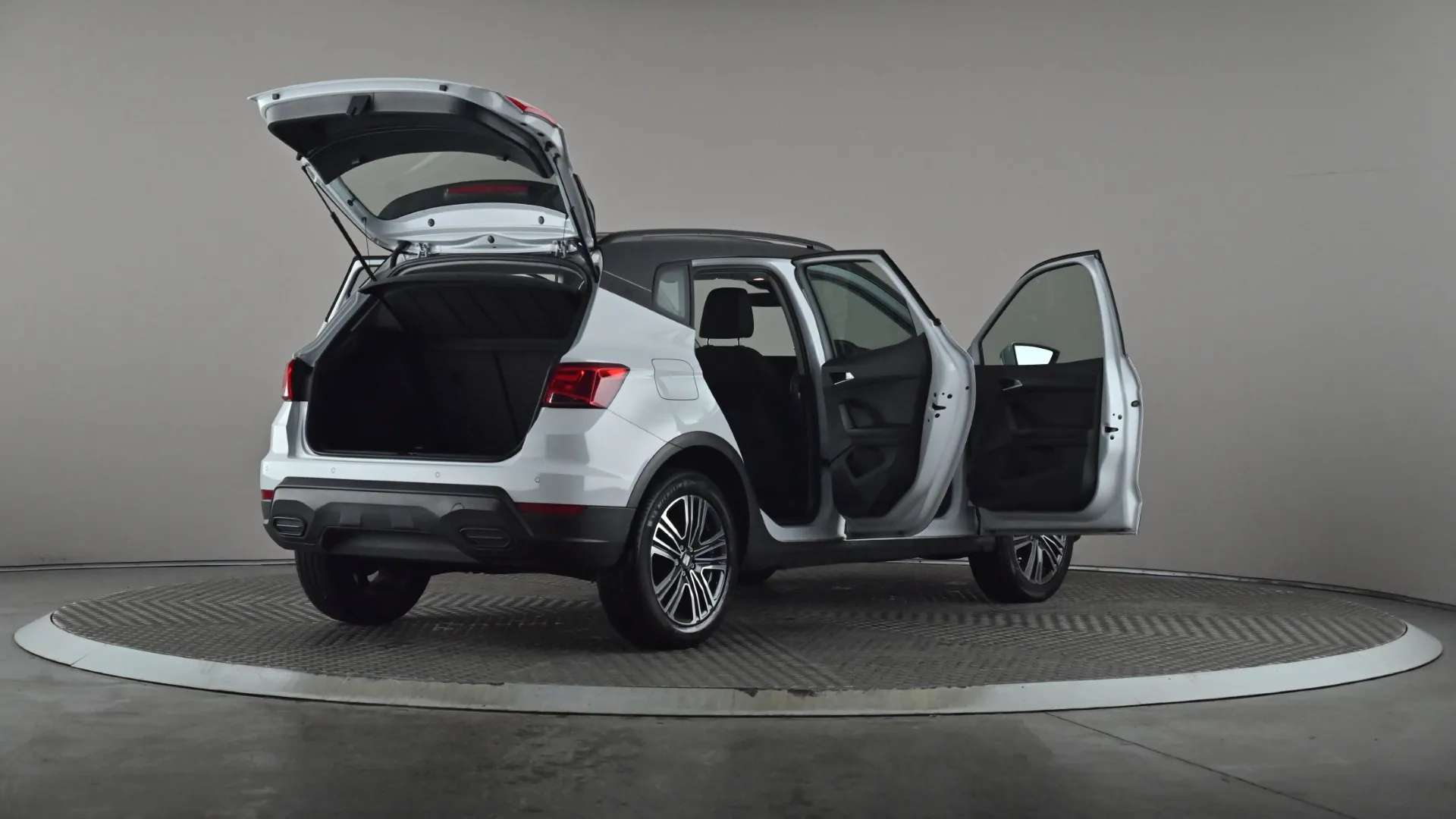 2023 SEAT ARONA 2023 SEAT ARONA