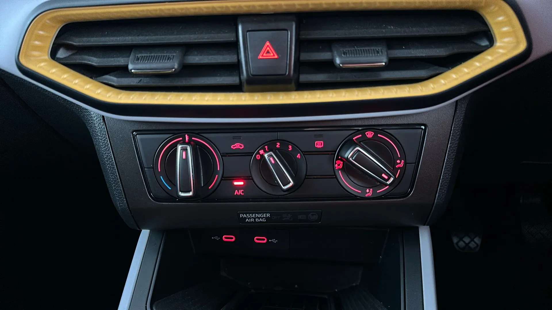 2023 SEAT ARONA 2023 SEAT ARONA
