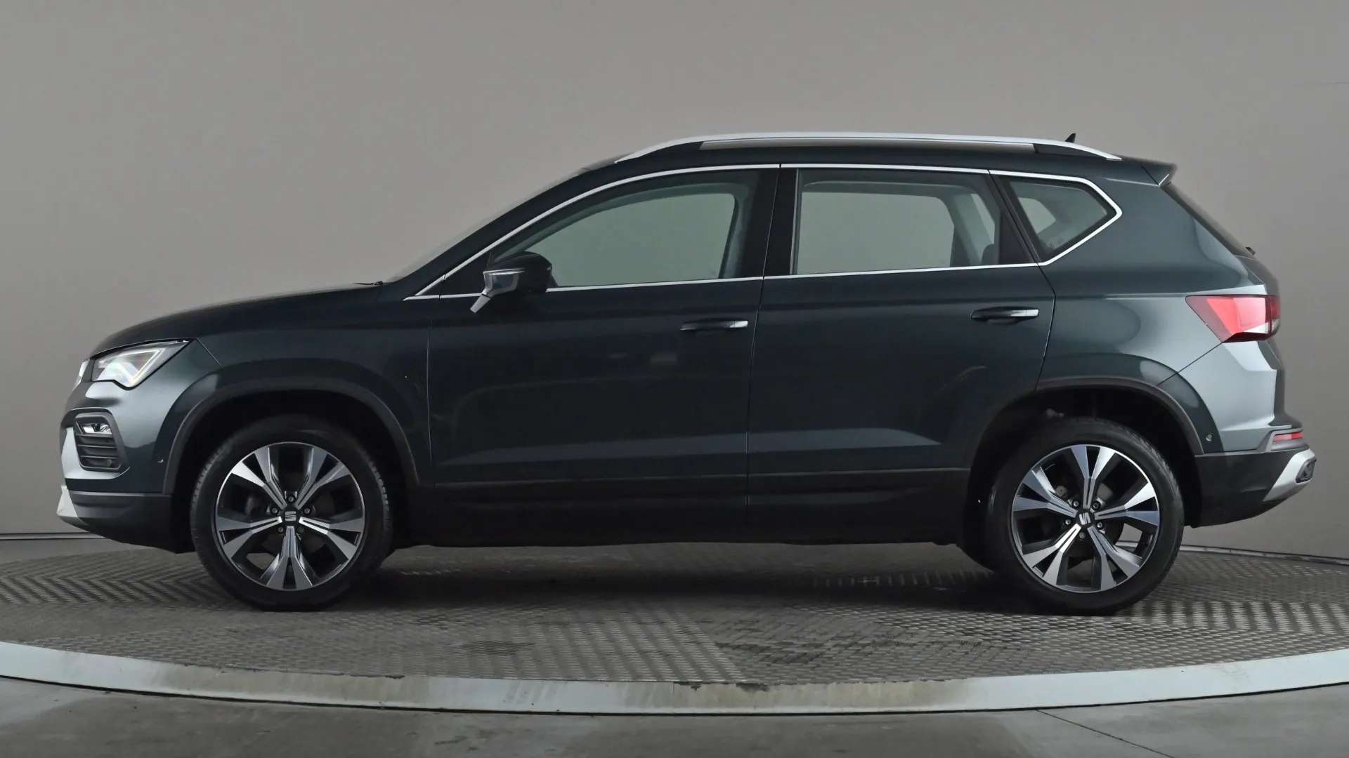 A 2023 SEAT ATECA 1.0 TSI SE Technology A 2023 SEAT ATECA 1.0 TSI SE Technology