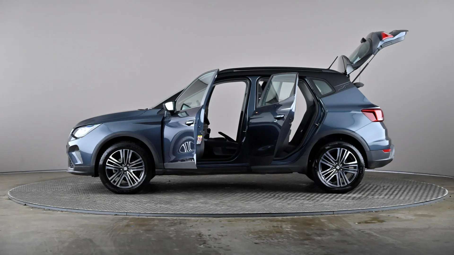 2023 SEAT ARONA 2023 SEAT ARONA