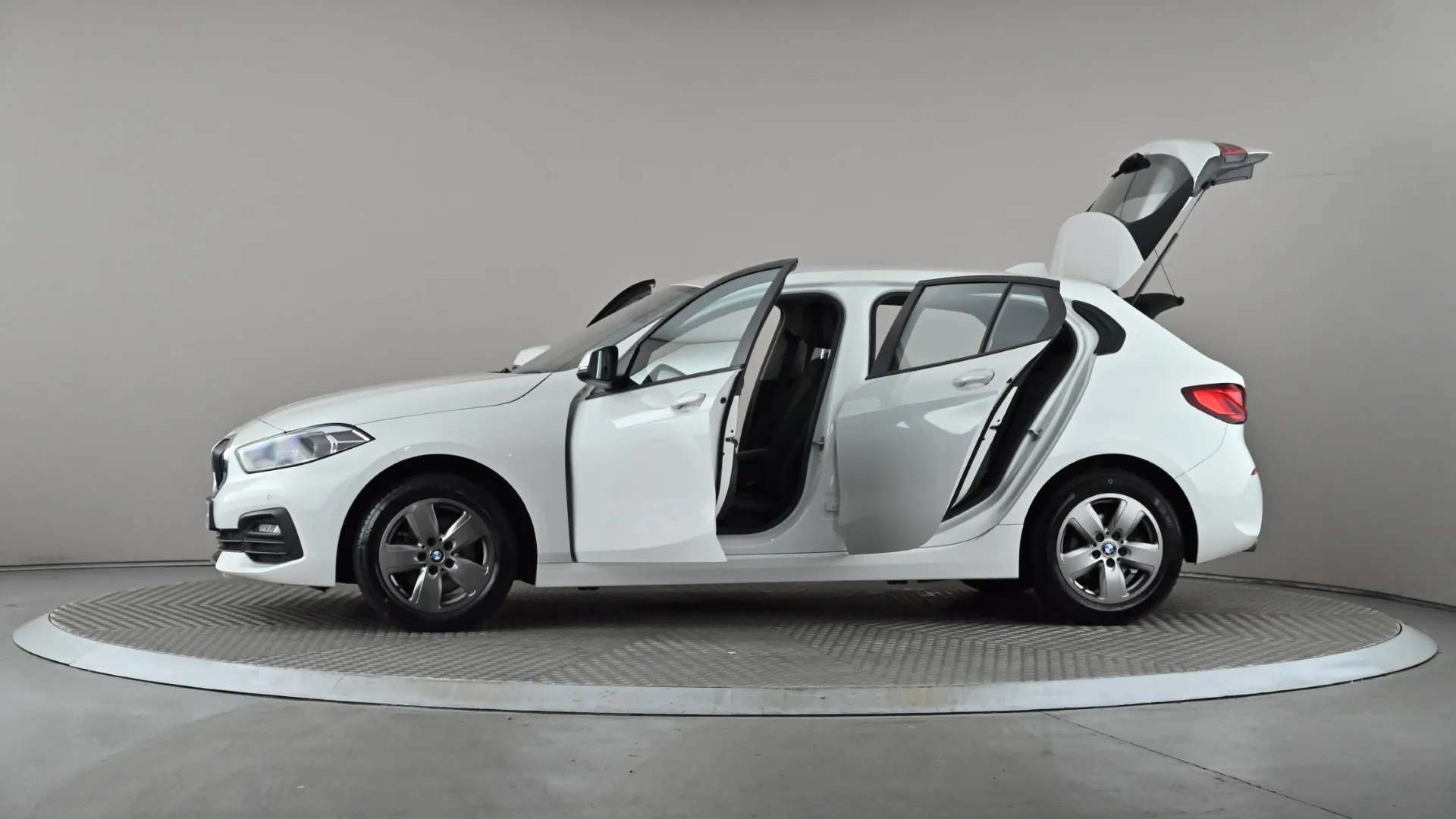 2022 BMW 1 SERIES 2022 BMW 1 SERIES