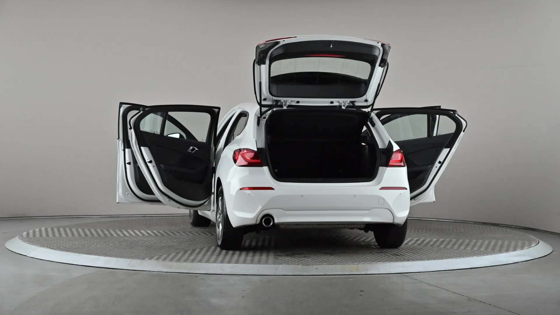2022 BMW 1 SERIES 2022 BMW 1 SERIES