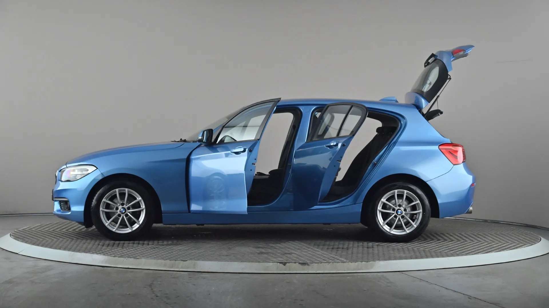2019 BMW 1 SERIES 2019 BMW 1 SERIES
