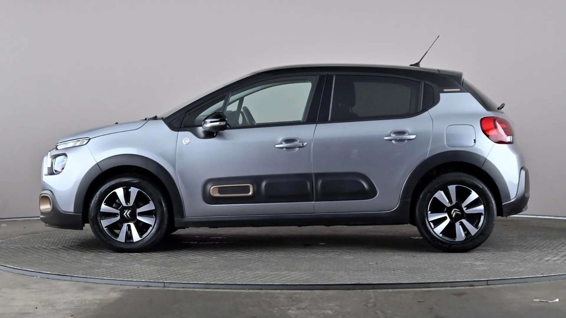 A 2023 CITROEN C3 1.2 PureTech C-Series Edition A 2023 CITROEN C3 1.2 PureTech C-Series Edition
