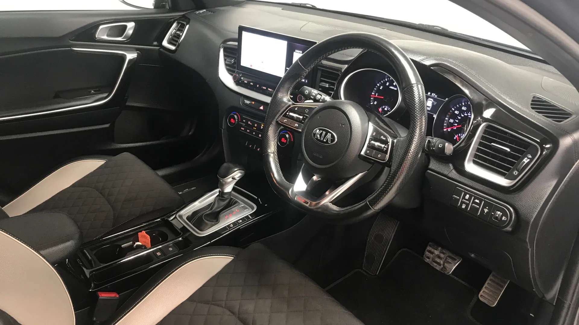 2021 KIA PRO CEED 2021 KIA PRO CEED