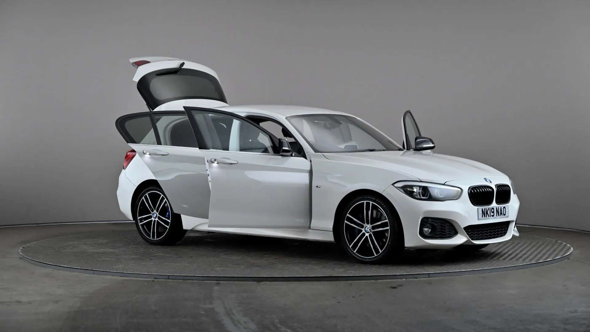 2019 BMW 1 SERIES 2019 BMW 1 SERIES