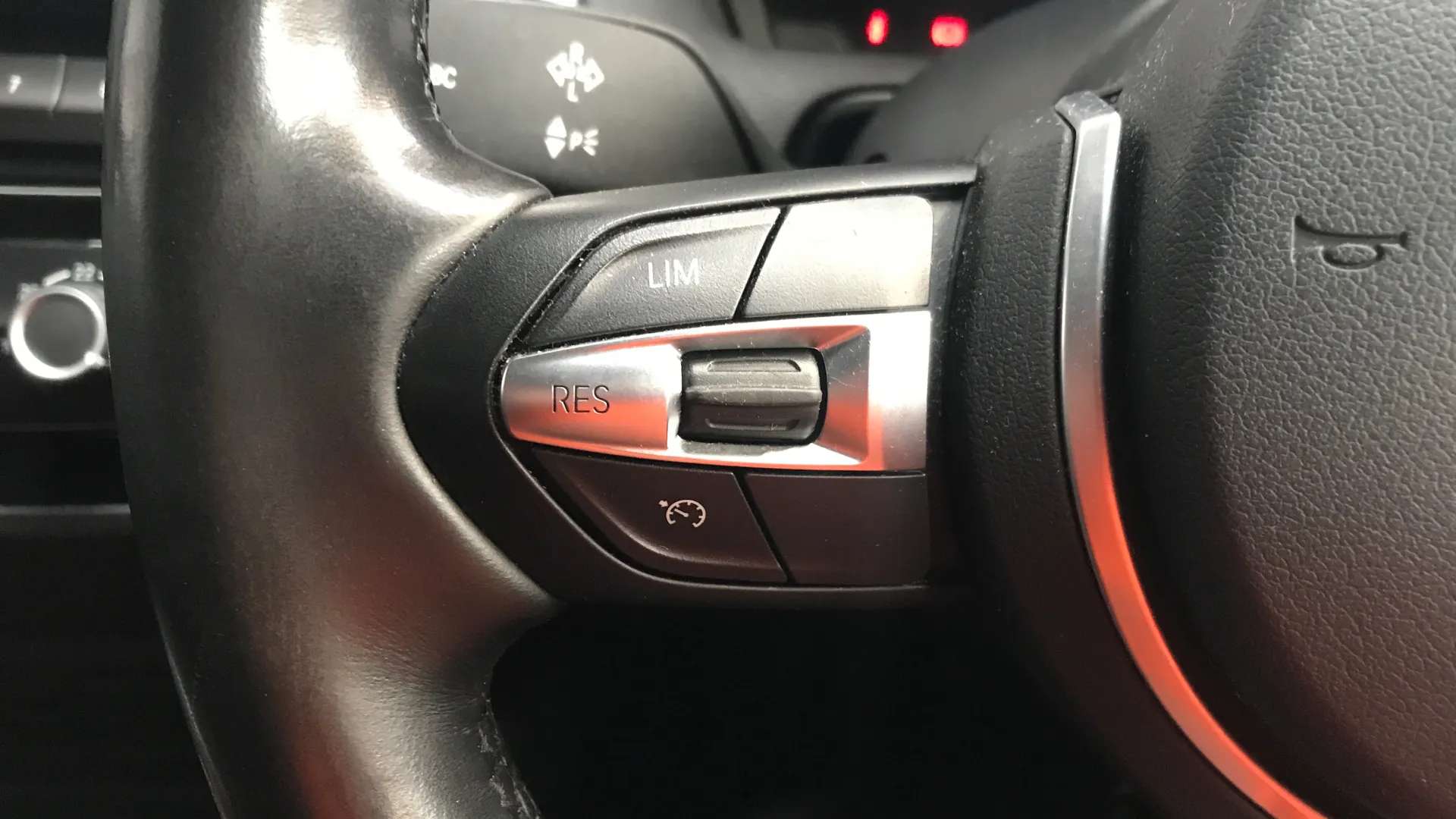 2018 BMW 1 SERIES 2018 BMW 1 SERIES